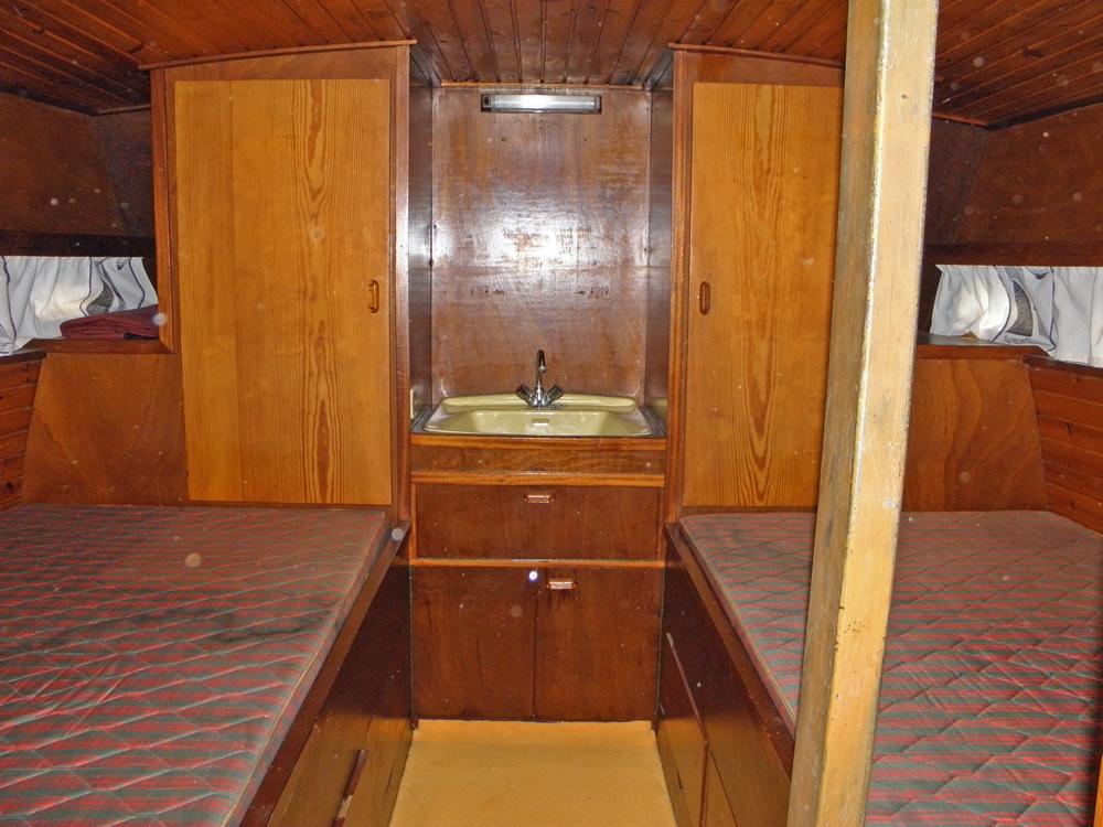 Aft cabin, Accommodation